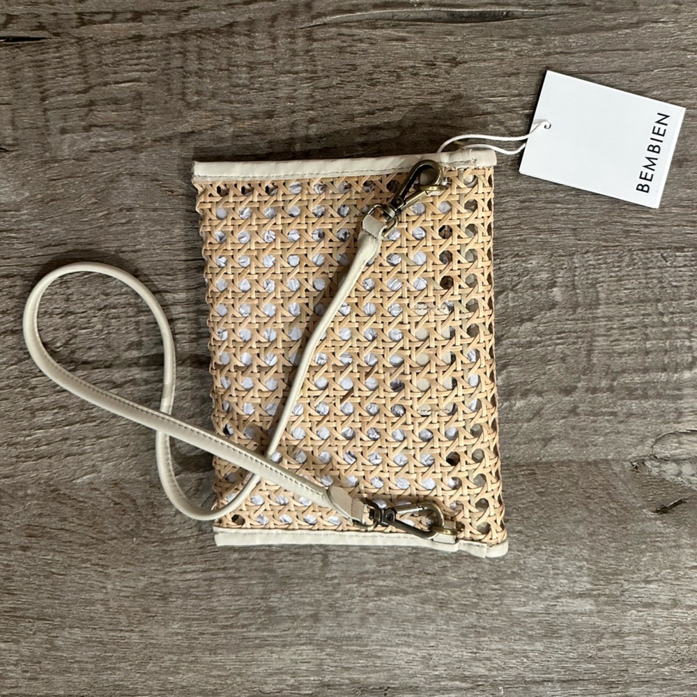 Bembien Larita Clutch w Removable Strap. - Picture 10 of 10